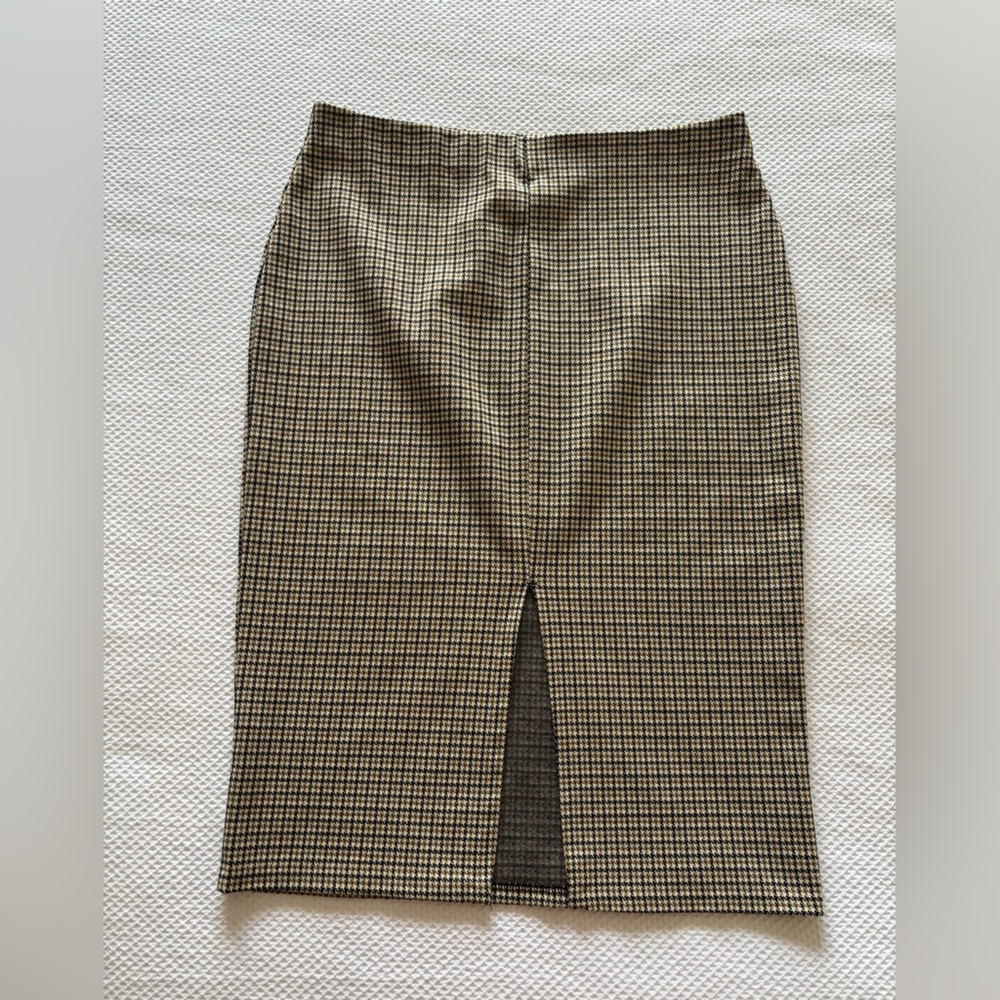 Zara Plaid Pencil Skirt - Picture 2 of 6